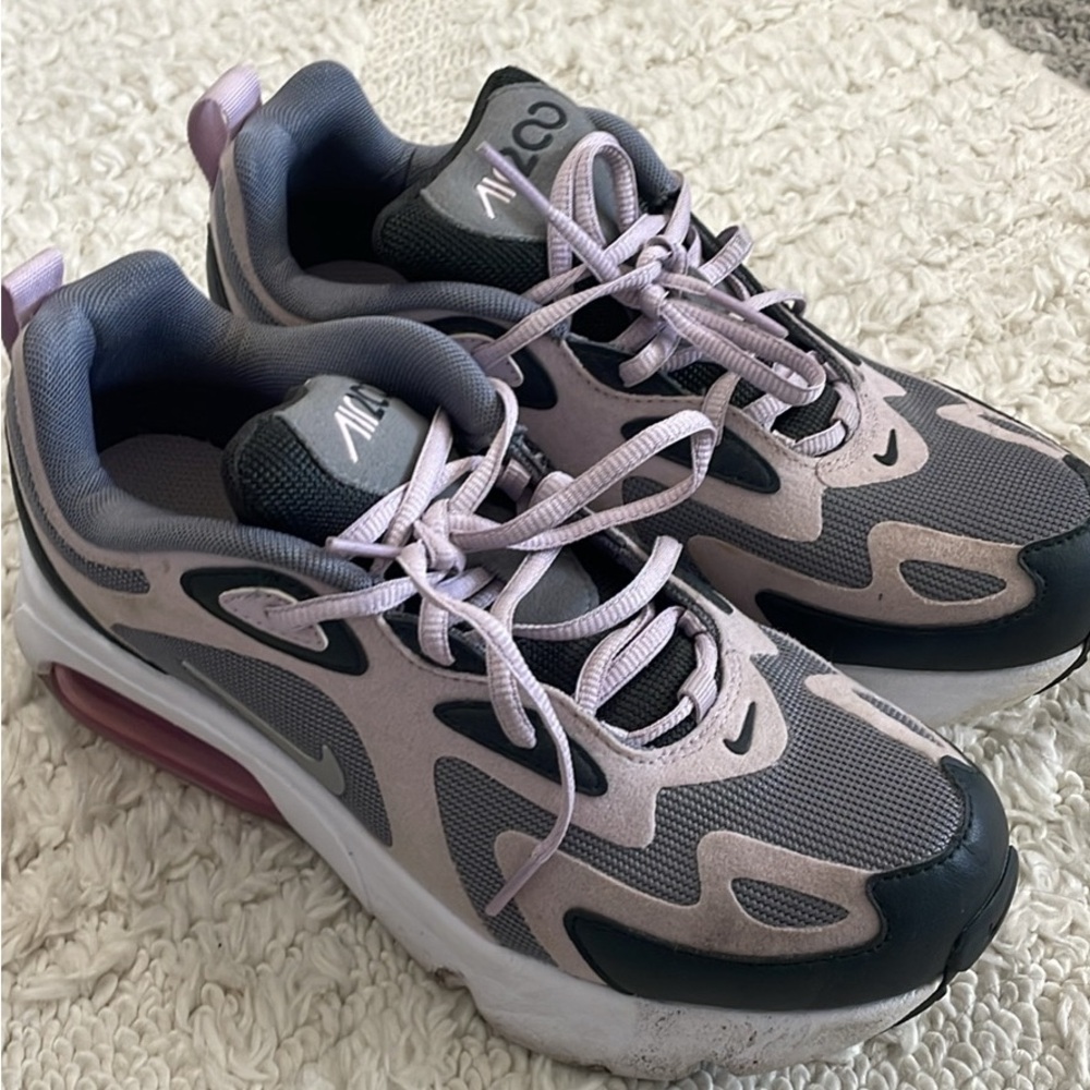Nike Air Max 200